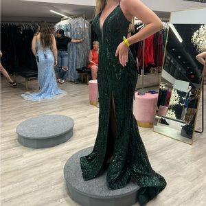 Green J’adore prom dress